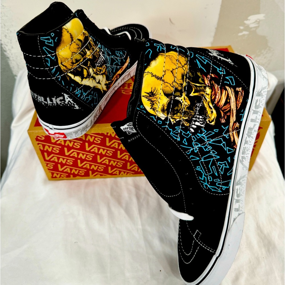 Vans Metallica Sk8-Hi NIB